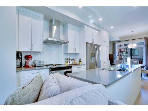 116-81 Greenbriar Place Nw, Calgary, AB - Indoor Photo Showing Kitchen With Double Sink With Upgraded Kitchen