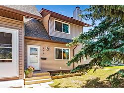 199 Templehill Drive NE Calgary, AB T1Y 5K6