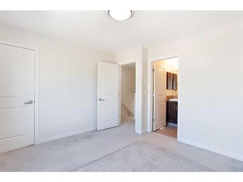 16 Walden Walk Se, Calgary, AB - Indoor Photo Showing Other Room