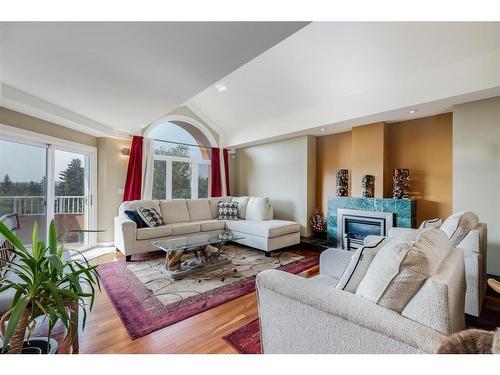 2016 8 Avenue Nw, Calgary, AB - Indoor Photo Showing Living Room With Fireplace