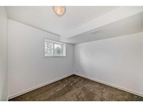 355 Coventry Road Ne, Calgary, AB - Indoor Photo Showing Other Room