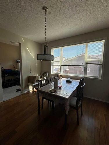 212 New Brighton Grove Se, Calgary, AB - Indoor