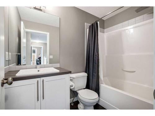 204-881 Sage Valley Boulevard Nw, Calgary, AB - Indoor Photo Showing Bathroom