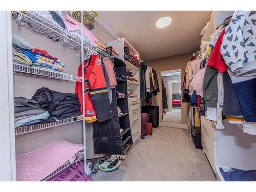 105 Carringvue Manor Nw, Calgary, AB - Indoor With Storage