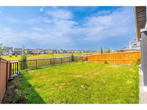 105 Carringvue Manor Nw, Calgary, AB - Outdoor