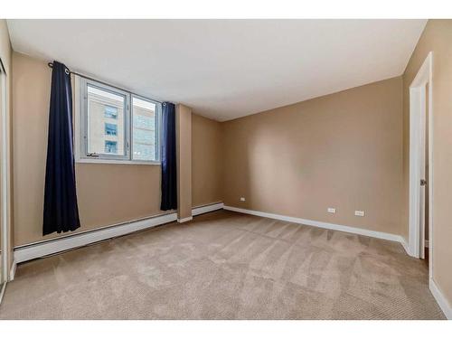 305-323 13 Avenue Sw, Calgary, AB - Indoor Photo Showing Other Room