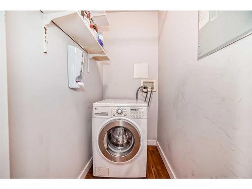 305-323 13 Avenue Sw, Calgary, AB - Indoor Photo Showing Laundry Room