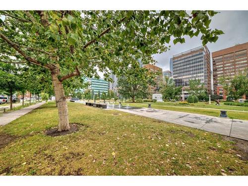 305-323 13 Avenue Sw, Calgary, AB - Outdoor