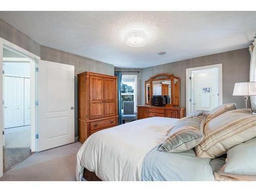 36 Ypres Way Sw, Calgary, AB - Indoor Photo Showing Bedroom