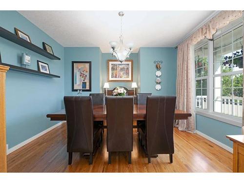 36 Ypres Way Sw, Calgary, AB - Indoor Photo Showing Dining Room