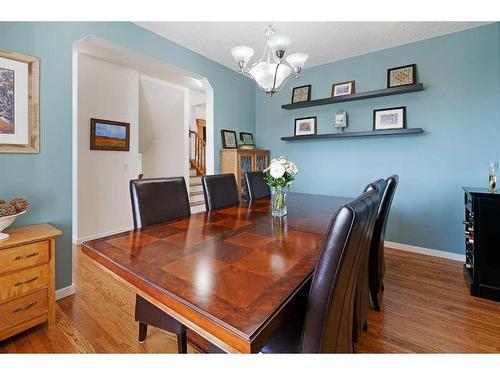 36 Ypres Way Sw, Calgary, AB - Indoor Photo Showing Dining Room