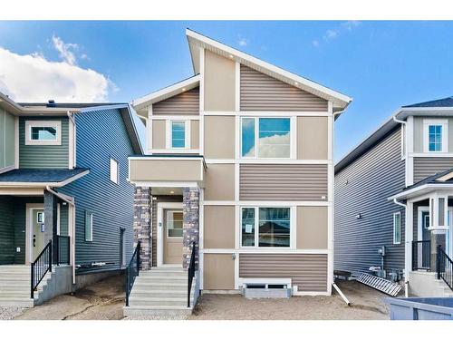 816 Midtown Drive Sw, Airdrie, AB - Outdoor With Facade