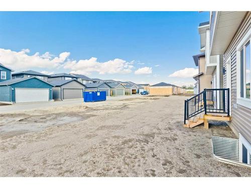 816 Midtown Drive Sw, Airdrie, AB - Outdoor