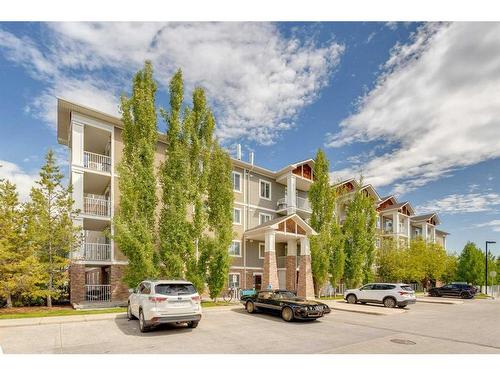 106-304 Cranberry Park Se, Calgary, AB - Outdoor With Facade