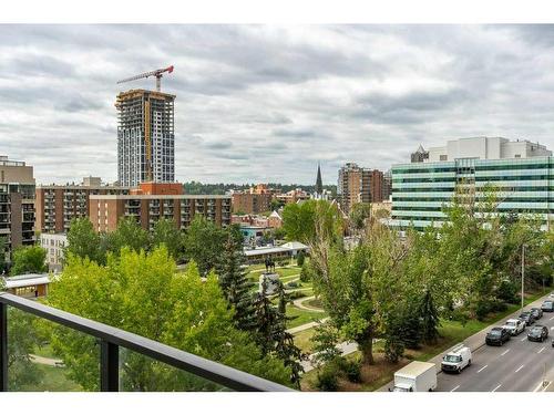 708-310 12 Avenue Sw, Calgary, AB - Outdoor With Balcony With View