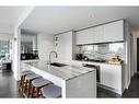 708-310 12 Avenue Sw, Calgary, AB  - Indoor Photo Showing Kitchen With Upgraded Kitchen 