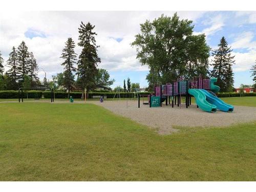 206-1010 Railway Street, Crossfield, AB - Outdoor