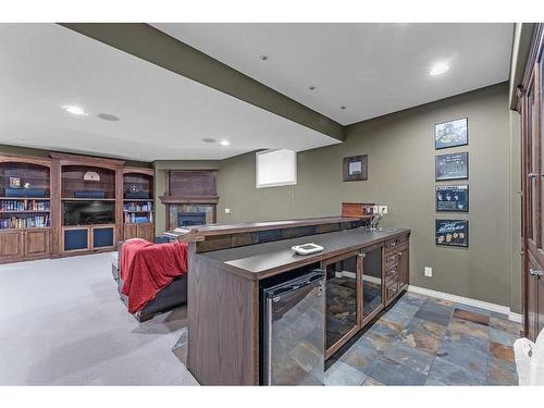 85 Royal Crest Terrace Nw, Calgary, AB - Indoor