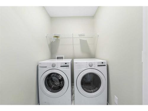 45 Corner Glen Way Ne, Calgary, AB - Indoor Photo Showing Laundry Room