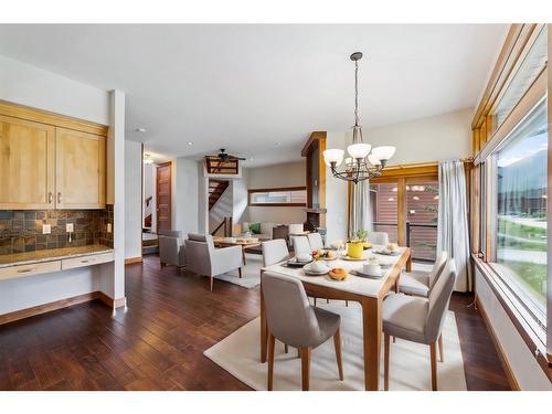 105 Riva Court, Canmore, AB - Indoor Photo Showing Dining Room