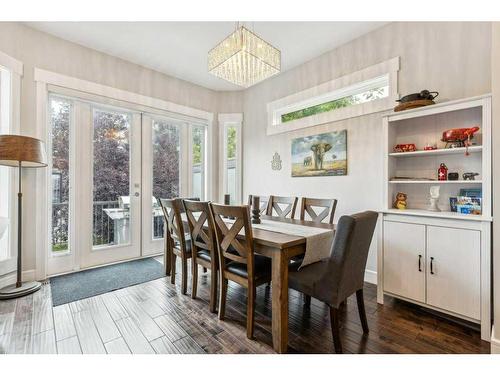 2022 37 Street Sw, Calgary, AB - Indoor Photo Showing Dining Room