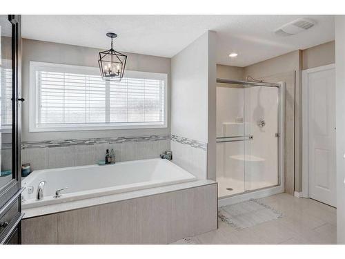 1881 Reunion Terrace Nw, Airdrie, AB - Indoor Photo Showing Bathroom