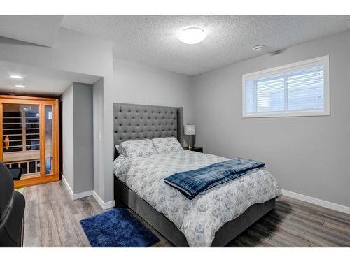 1881 Reunion Terrace Nw, Airdrie, AB - Indoor Photo Showing Bedroom