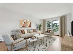 415-3420 50 Street NW Calgary, AB T3A 2E1