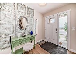 318 Alpine Avenue SW Calgary, AB T2Y 0R9