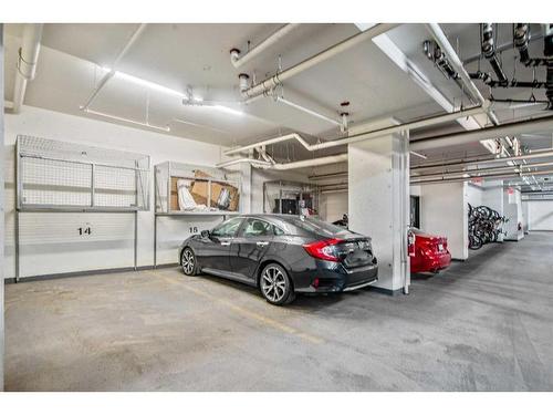 2909-930 6 Avenue Sw, Calgary, AB - Indoor Photo Showing Garage