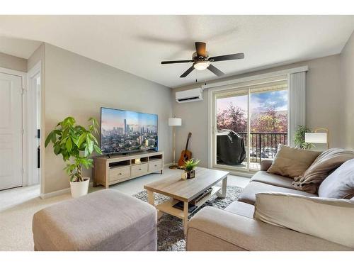 214-30 Cranfield Link Se, Calgary, AB - Indoor Photo Showing Living Room