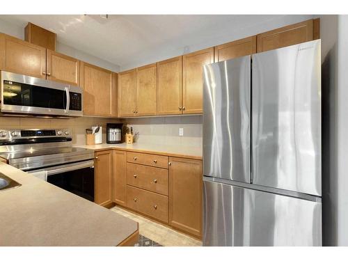 214-30 Cranfield Link Se, Calgary, AB - Indoor Photo Showing Kitchen