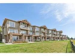 18-169 Rockyledge View NW Calgary, AB T3G 6B1