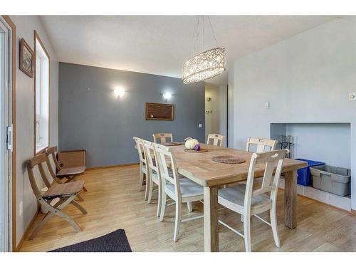 14538 29-4A Township, Hanna, AB - Indoor Photo Showing Dining Room