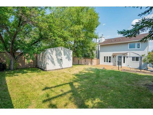 124 Woodborough Road Sw, Calgary, AB - Outdoor