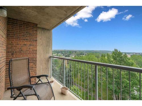 904-4944 Dalton Drive Nw, Calgary, AB - Outdoor With View With Exterior