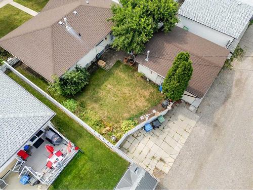 191 Fyffe Road Se, Calgary, AB - Outdoor