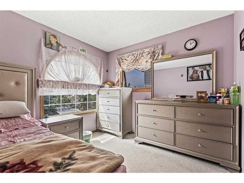 210 Coral Springs Place Ne, Calgary, AB - Indoor Photo Showing Bedroom