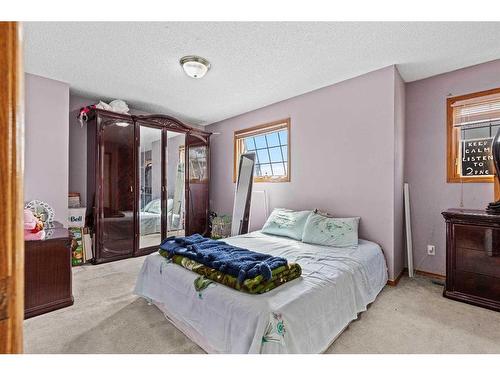 210 Coral Springs Place Ne, Calgary, AB - Indoor Photo Showing Bedroom