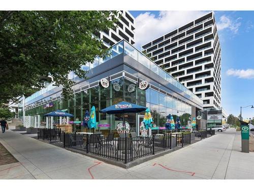 437-910 Centre Avenue Ne, Calgary, AB - Outdoor