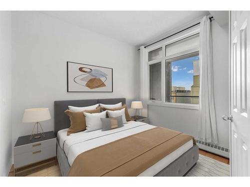 437-910 Centre Avenue Ne, Calgary, AB - Indoor Photo Showing Bedroom