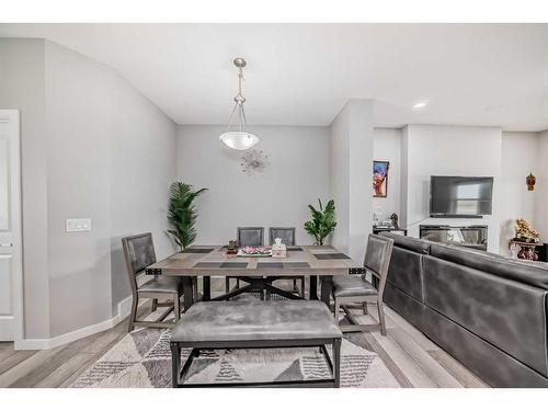 213 Livingston View Nw, Calgary, AB - Indoor