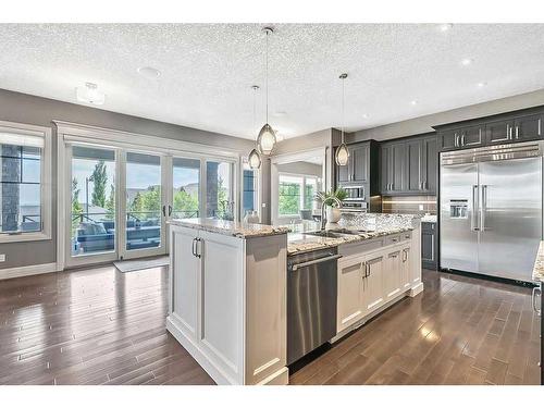 29 Elveden Point Sw, Calgary, AB - Indoor Photo Showing Kitchen With Upgraded Kitchen