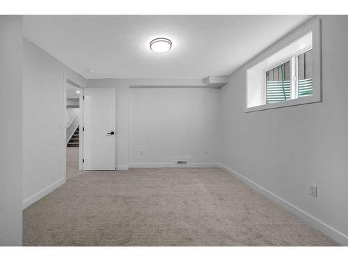 9828 19 Street Sw, Calgary, AB - Indoor Photo Showing Other Room