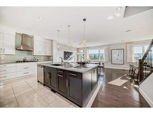 22 Timberline Place Sw, Calgary, AB - Indoor Photo Showing Kitchen With Upgraded Kitchen