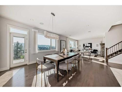 22 Timberline Place Sw, Calgary, AB - Indoor Photo Showing Dining Room