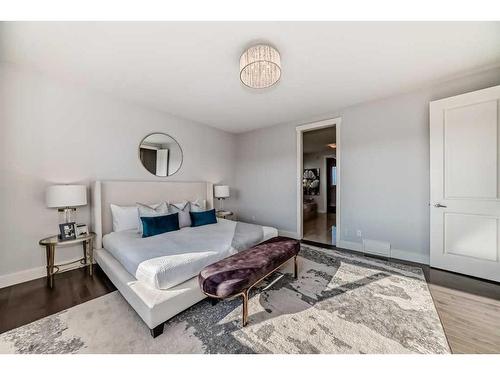 22 Timberline Place Sw, Calgary, AB - Indoor Photo Showing Bedroom