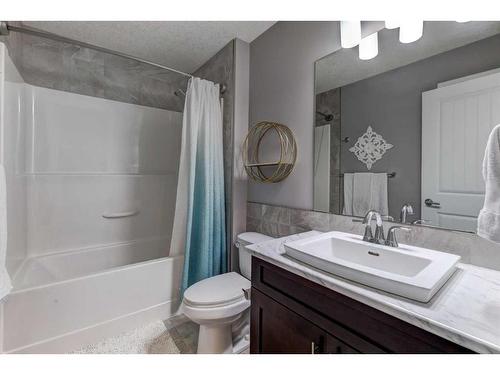 88 Cooperstown Place Sw, Airdrie, AB - Indoor Photo Showing Bathroom