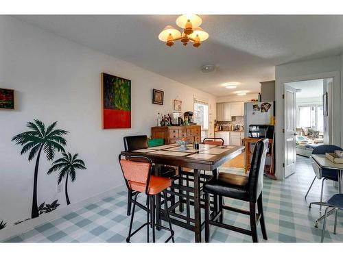 2213, 2215 23 Street Sw, Calgary, AB - Indoor Photo Showing Dining Room