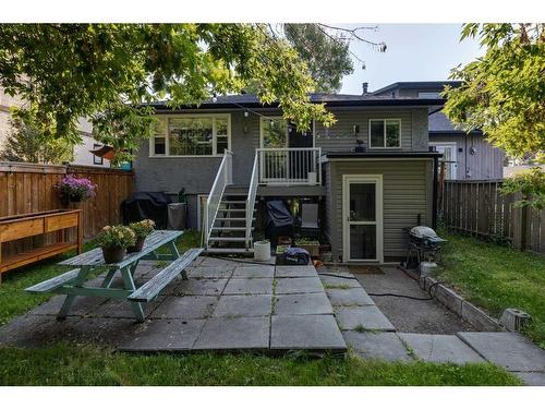 2213, 2215 23 Street Sw, Calgary, AB - Outdoor